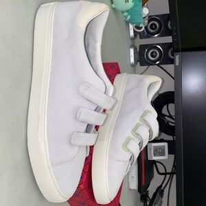 Tory Burch Sport Sneakers 100% leather, Size 10.5
